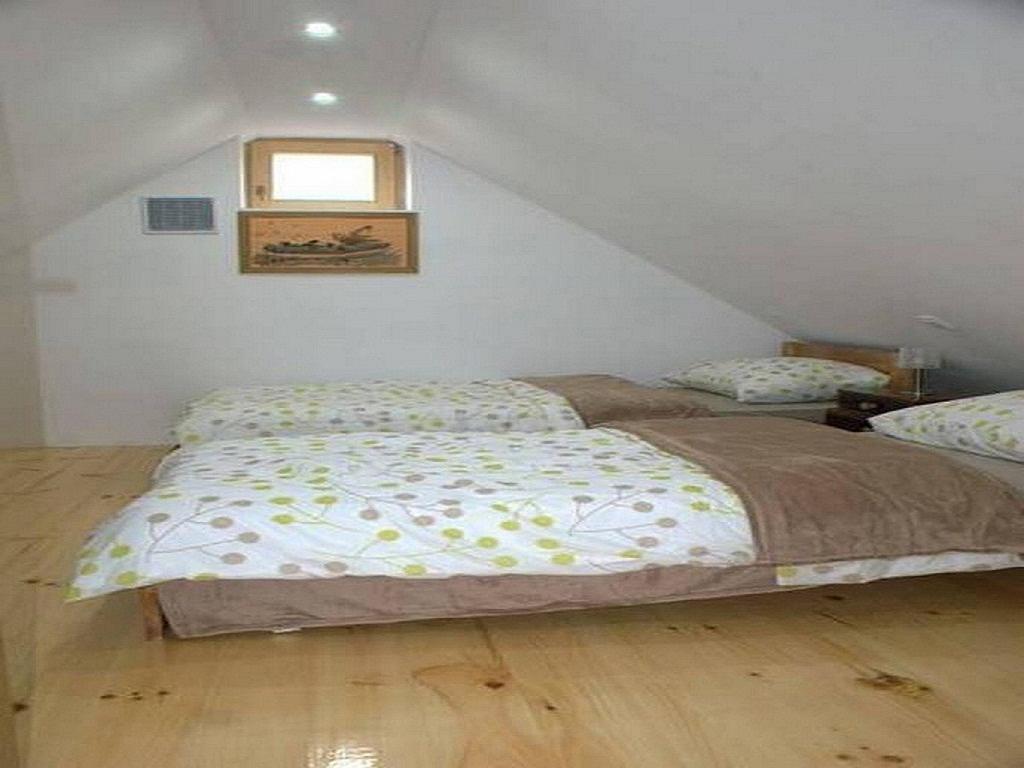 Homes 4n *